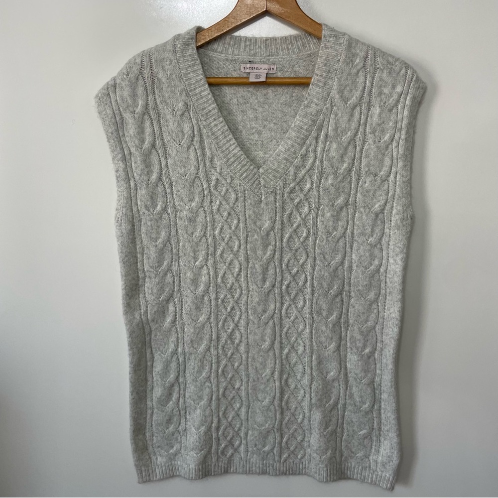 Sincerly Jules Cable Knit V-Neck Sweater Vest - Heather Gray, OVERSIZED, Size M
